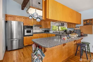 18654 NE 55th St, Redmond, WA 98052 - Photo 16