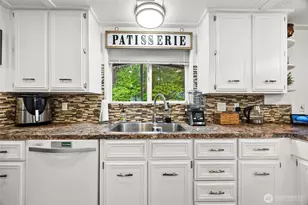 11303 127th St Ct E, Puyallup, WA 98374 - Photo 16