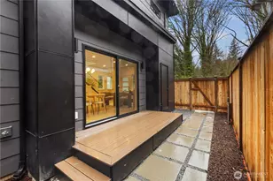 13009 NE 104th Pl, Kirkland, WA 98033 - Photo 28