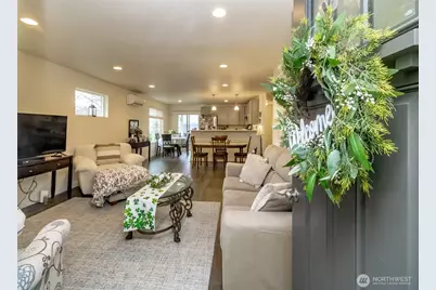 361 10th Avenue N, Algona, WA 98001 - Photo 2