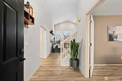 3249 Lois Lane, Enumclaw, WA 98022 - Photo 2