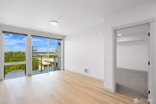820 N State St, Bellingham, WA 98225 - Photo 6