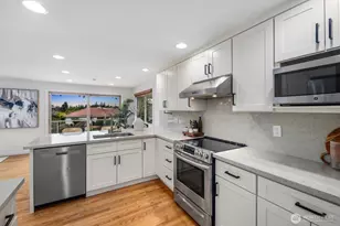 17909 73rd Ave W, Edmonds, WA 98026 - Photo 10