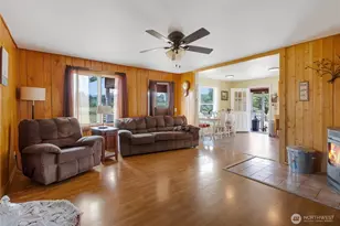 19127 Patterson Rd E, Orting, WA 98360 - Photo 24