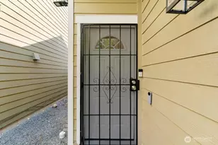 11415 6th Ave E, Tacoma, WA 98445 - Photo 2