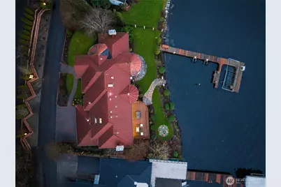 17765 Beach Drive NE, Lake Forest Park, WA 98155 - Photo 8