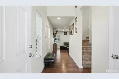 12515 Prairie Ridge Drive E, Bonney Lake, WA 98391 - Photo 4