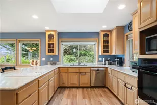 520 Grandview Dr, Sequim, WA 98382 - Photo 10