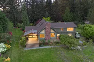 520 Grandview Dr, Sequim, WA 98382 - Photo 2