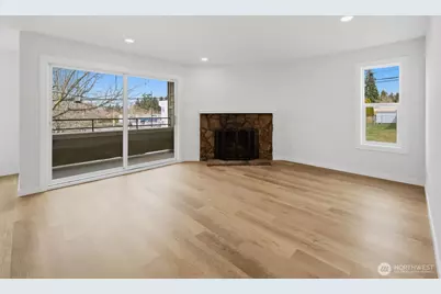 3233 NE 12th Street #201, Renton, WA 98056 - Photo 4