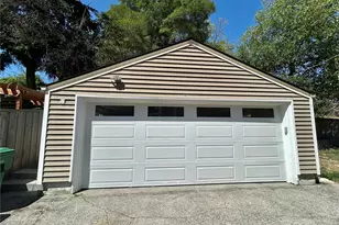 7353 29th Ave SW, Seattle, WA 98126 - Photo 4