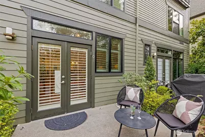 10595 NE 12th Place #102, Bellevue, WA 98004 - Photo 28