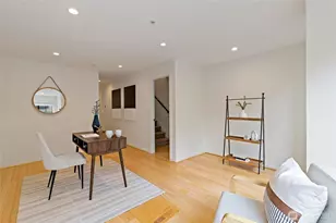 10595 NE 12th Pl, Bellevue, WA 98004 - Photo 18