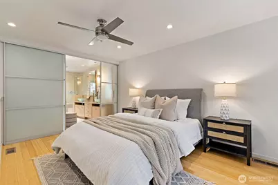 10595 NE 12th Place #102, Bellevue, WA 98004 - Photo 20