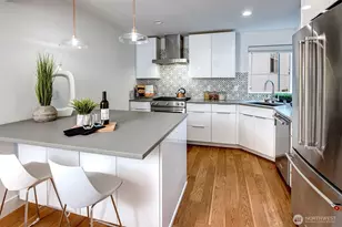 4274 NE 50th St, Seattle, WA 98105 - Photo 6