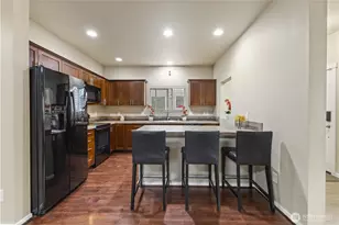 4241 Q St NE, Auburn, WA 98002 - Photo 10