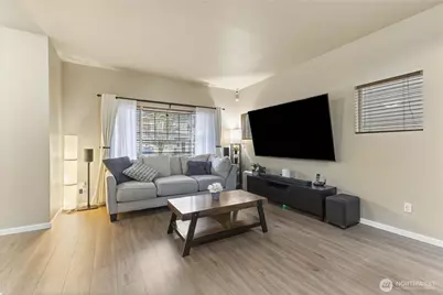 4241 Q St NE, Auburn, WA 98002 - Photo 6