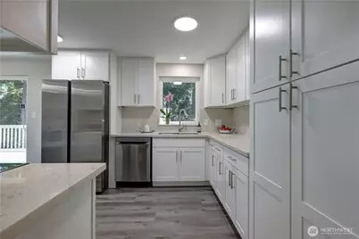 5318 128th Avenue SE, Bellevue, WA 98006 - Photo 6