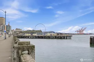 2000 Alaskan Wy, Seattle, WA 98121 - Photo 32