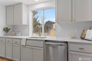 1117 124th St Ct E, Tacoma, WA 98445 - Photo 14