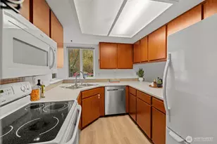 18429 20th Dr SE, Bothell, WA 98012 - Photo 6