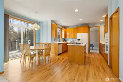 27630 NE Quail Creek Drive, Redmond, WA 98053 - Photo 6