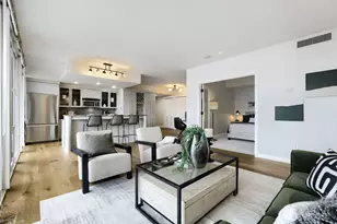 76 Cedar St, Seattle, WA 98121 - Photo 12