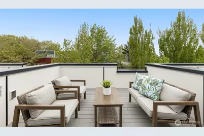1104 B 34th Avenue, Seattle, WA 98122 - Photo 24