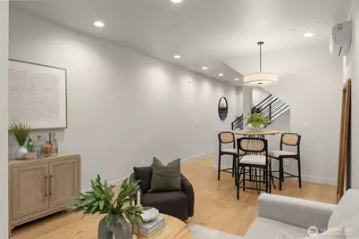 1104 B 34th Avenue, Seattle, WA 98122 - Photo 10