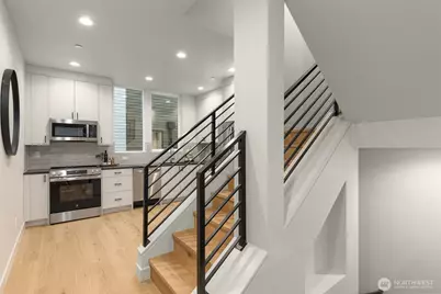 1104 B 34th Avenue, Seattle, WA 98122 - Photo 14