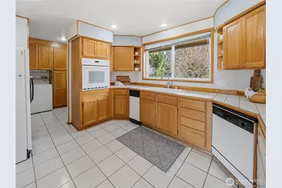 12728 Pioneer Way E, Buckley, WA 98321 - Photo 10