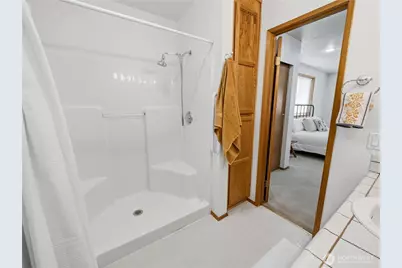 12728 Pioneer Way E, Buckley, WA 98321 - Photo 18