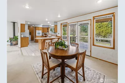 12728 Pioneer Way E, Buckley, WA 98321 - Photo 14