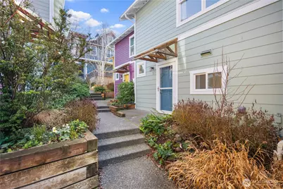 112 22nd Avenue #B, Seattle, WA 98122 - Photo 4