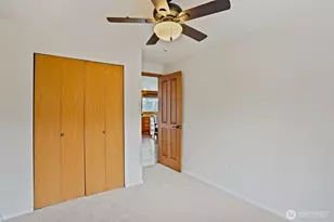 6111 Hawthorne Terrace NE NE, Tacoma, WA 98422 - Photo 16