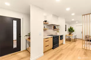 14035 Densmore Ave N, Seattle, WA 98133 - Photo 4