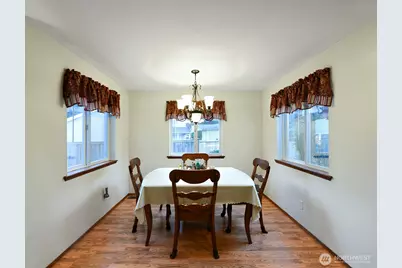 8202 48th Street Ct W, University Place, WA 98467 - Photo 4