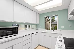 9919 NE 144th Ln, Kirkland, WA 98034 - Photo 12