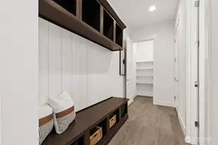 24922 SE 17th St, Sammamish, WA 98075 - Photo 24