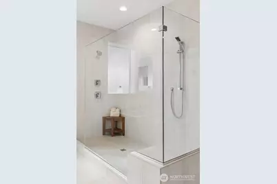 24922 SE 17th Street #1, Sammamish, WA 98075 - Photo 28