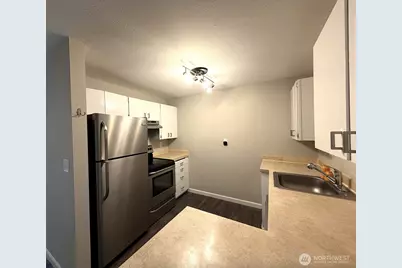 240 S 152 Street #118, Burien, WA 98148 - Photo 4