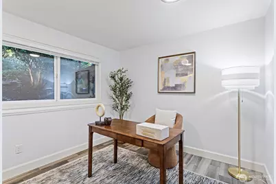 5525 Highland Drive, Bellevue, WA 98006 - Photo 24