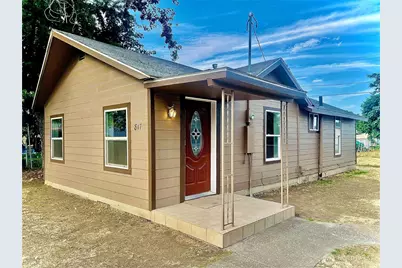 817 Perkins Street, Milton-Freewater, OR 97862 - Photo 1
