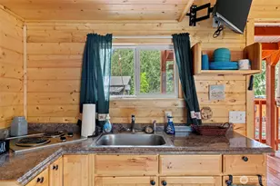 155 Nisqually Way, Ashford, WA 98304 - Photo 12