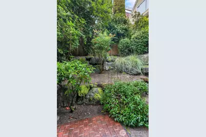 815 2nd Avenue N #A, Seattle, WA 98109 - Photo 8