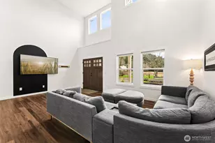 31530 SE 384th St, Enumclaw, WA 98022 - Photo 10