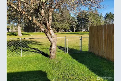 198 Octopus Avenue NE, Ocean Shores, WA 98569 - Photo 10