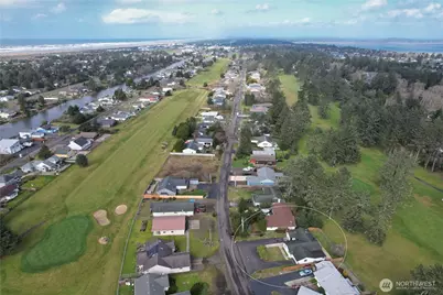 198 Octopus Avenue NE, Ocean Shores, WA 98569 - Photo 4