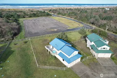 16 Ocean Boulevard, Ocean City, WA 98569 - Photo 2