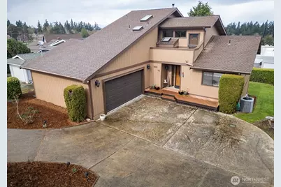 1813 E 3rd Street, Port Angeles, WA 98362 - Photo 2